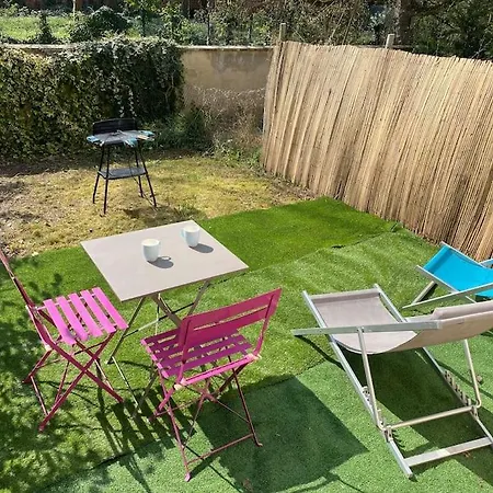 Cosy Avec Jardin Privatif Et Garage Fontainebleau