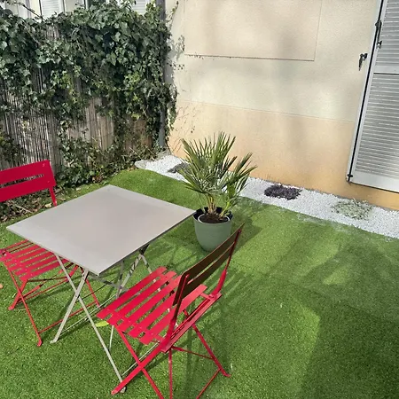 Cosy Avec Jardin Privatif Et Garage * Fontainebleau